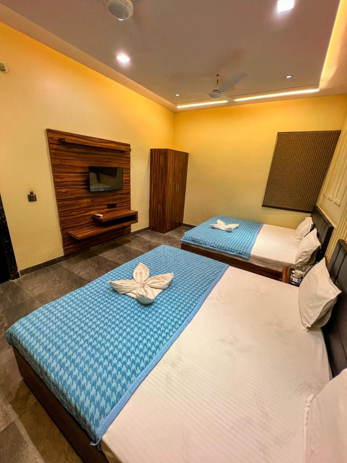 Gsm Hotel Vrindāvan 외부 사진